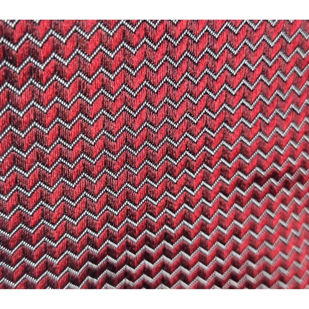 Armani Collezioni Italian Made 100% Silk Luxury Necktie Red Chevron 4